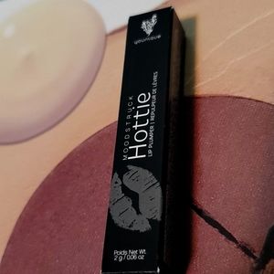 Moodstruck Hottie lip plumper